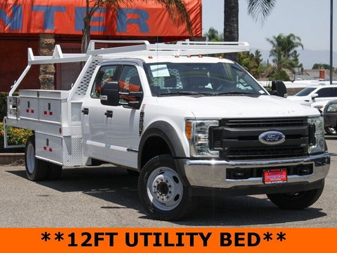 Used 2017 Ford F450 XL w/ Power Equipment Group image 2