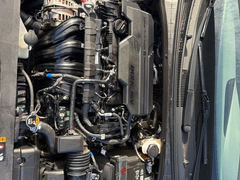 Used 2023 Hyundai Elantra SEL w/ Convenience Package image 29