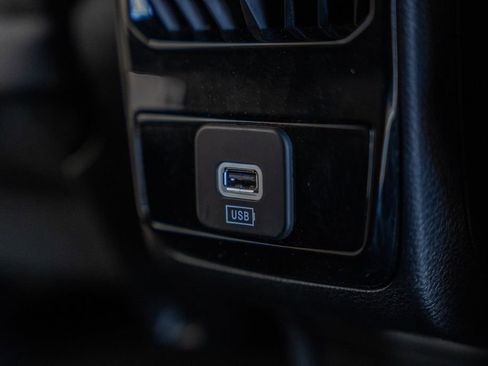 Certified 2022 Jeep Compass Limited w/ Sun and Sound Group image 40