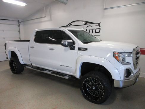 Used 2020 GMC Sierra 1500 SLT w/ SLT Premium Plus Package AWD/4WD image 6