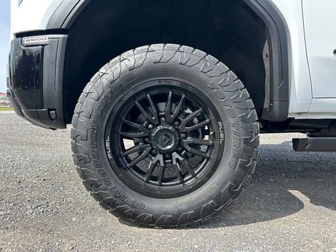 Used 2024 GMC Sierra 2500 AT4X w/ Snow Plow Prep/Camper Package image 14