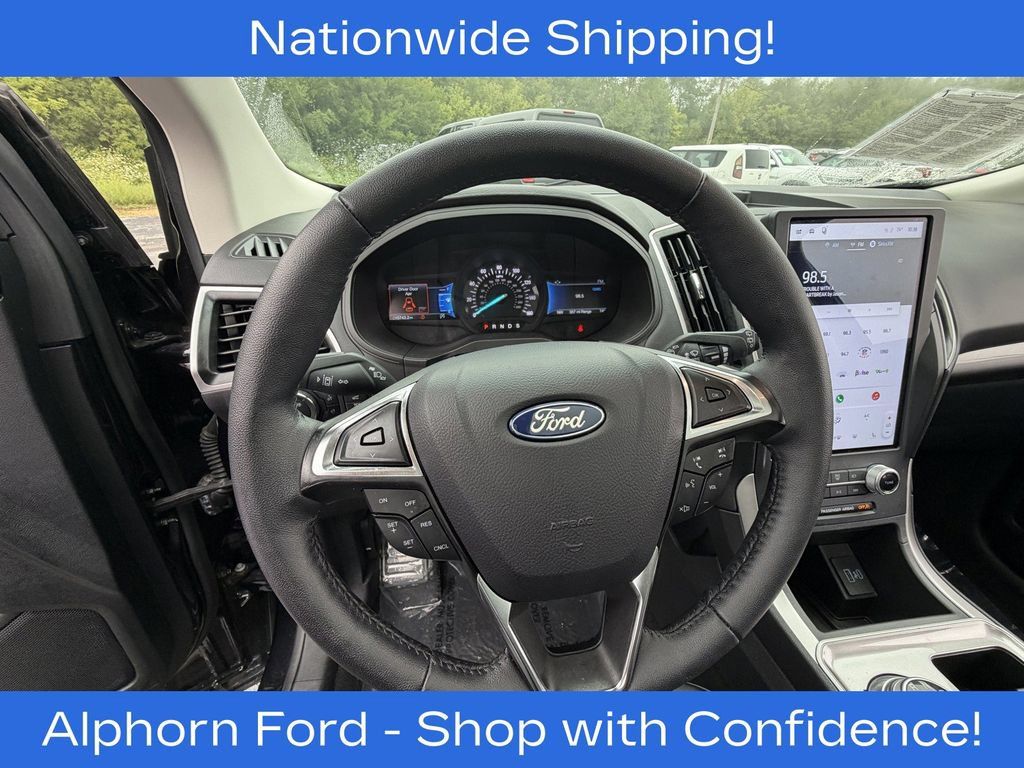 Certified 2024 Ford Edge SEL w/ Convenience Package AWD/4WD image 13