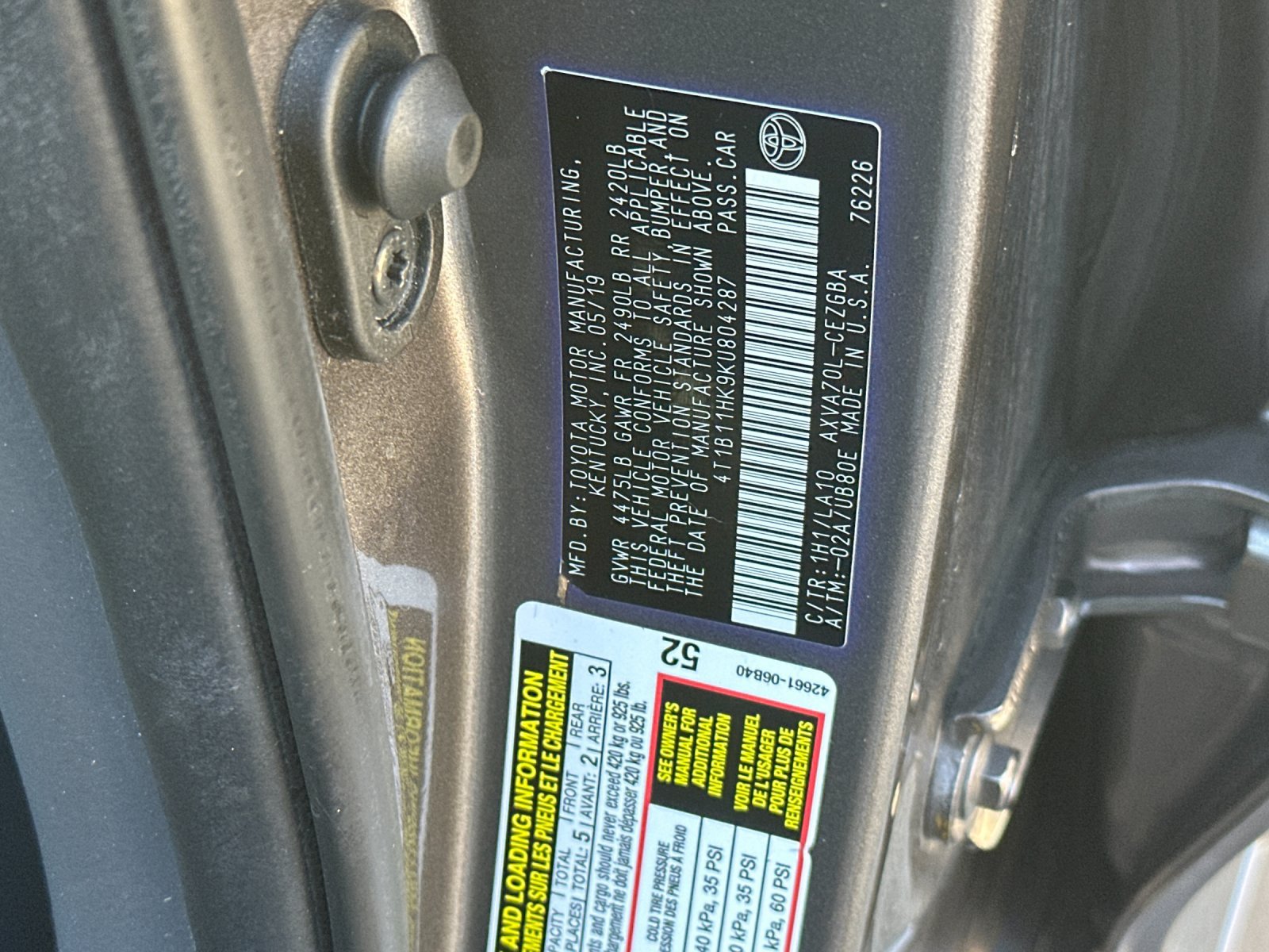 Used 2019 Toyota Camry XLE w/ 4 Season Floor Mat Package FWD image 26