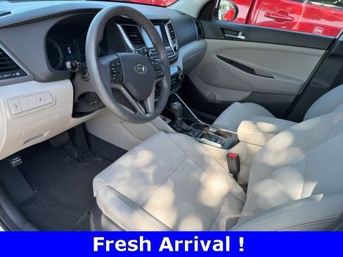 Used 2018 Hyundai Tucson SEL w/ Cargo Package image 5