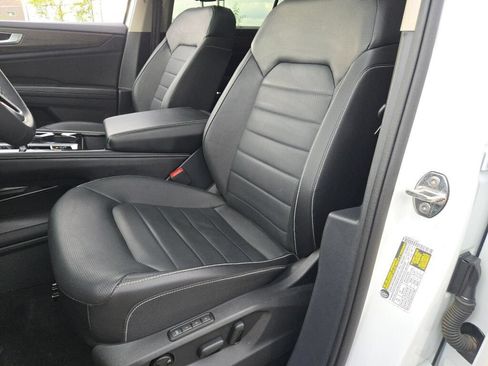 Used 2024 Volkswagen Atlas SEL AWD/4WD image 23