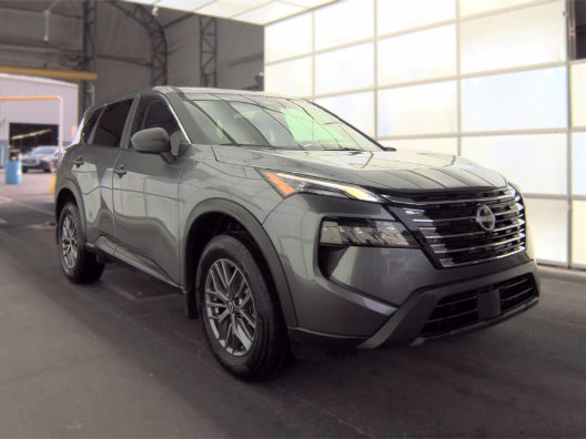 Used 2026 Nissan Rogue S FWD image 6