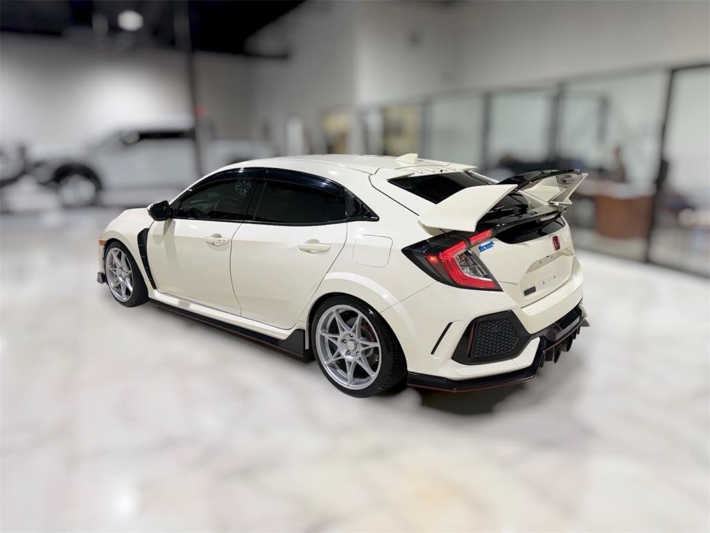 Used 2019 Honda Civic Type R image 8