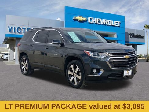 Certified 2019 Chevrolet Traverse LT w/ LT Premium Package image 3