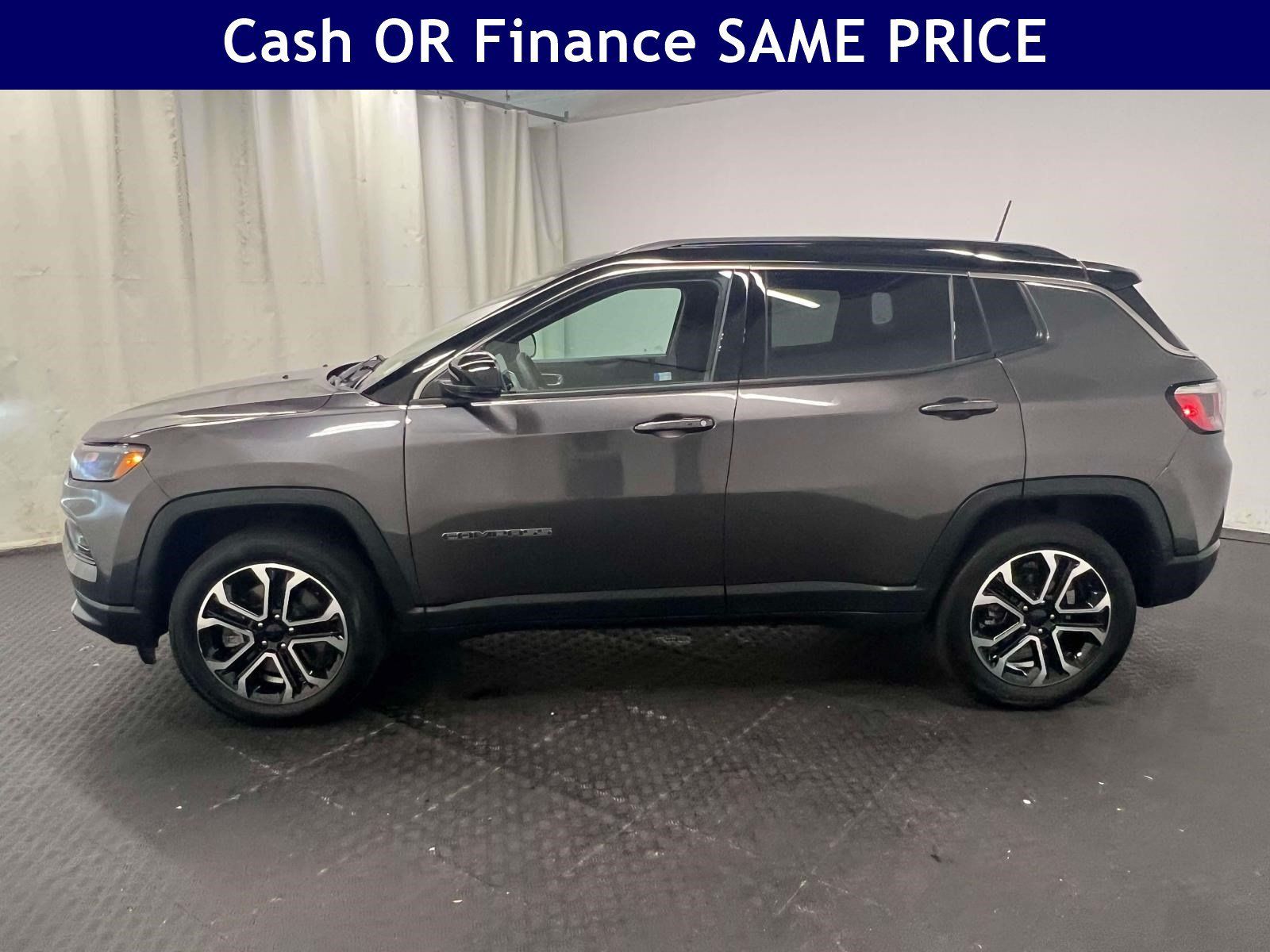 Certified 2023 Jeep Compass Limited w/ Sun and Sound Group AWD/4WD image 9
