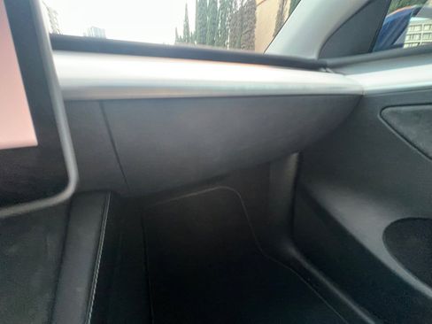 Used 2024 Tesla Model Y Long Range image 21