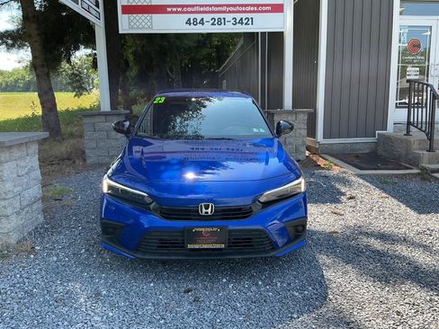 Used 2023 Honda Civic Sport image 8