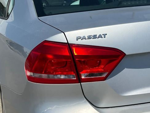 Used 2012 Volkswagen Passat 2.5 S FWD image 13