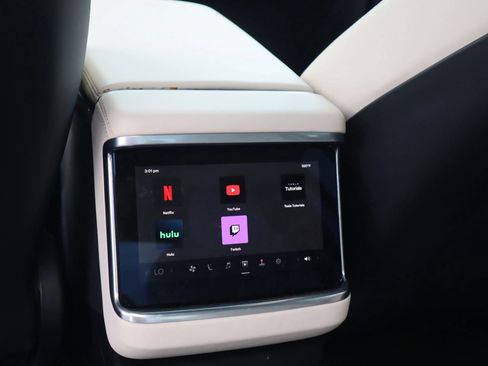 Used 2022 Tesla Model X Plaid AWD/4WD image 4