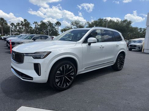 New 2026 Volvo XC90 B6 Ultra w/ Protection Package AWD/4WD image 6