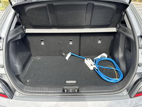 Used 2023 Hyundai Kona SE w/ Cargo Package image 26