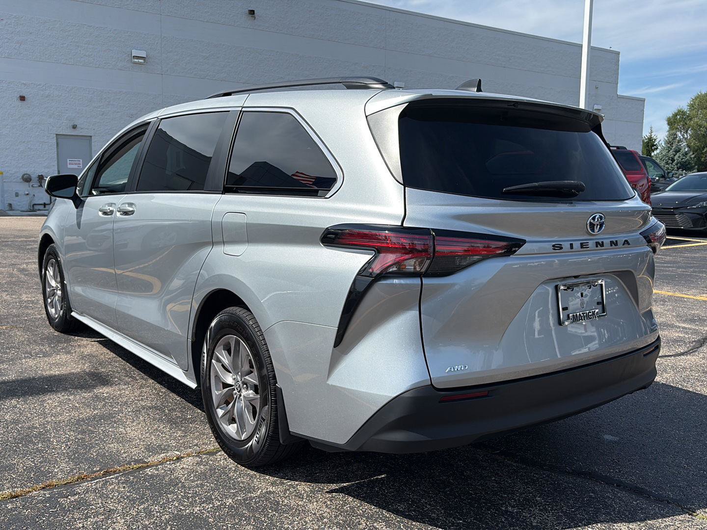 Used 2022 Toyota Sienna LE AWD/4WD image 27