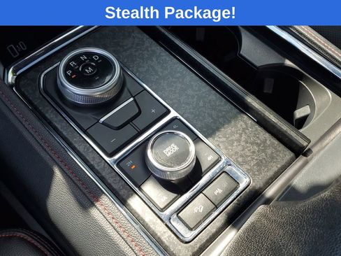 Used 2023 Ford Expedition Limited AWD/4WD image 26