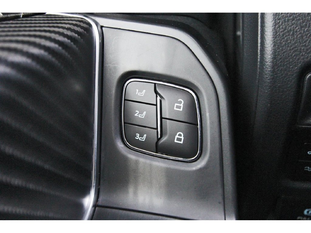 Used 2025 Ford F150 Raptor AWD/4WD image 23