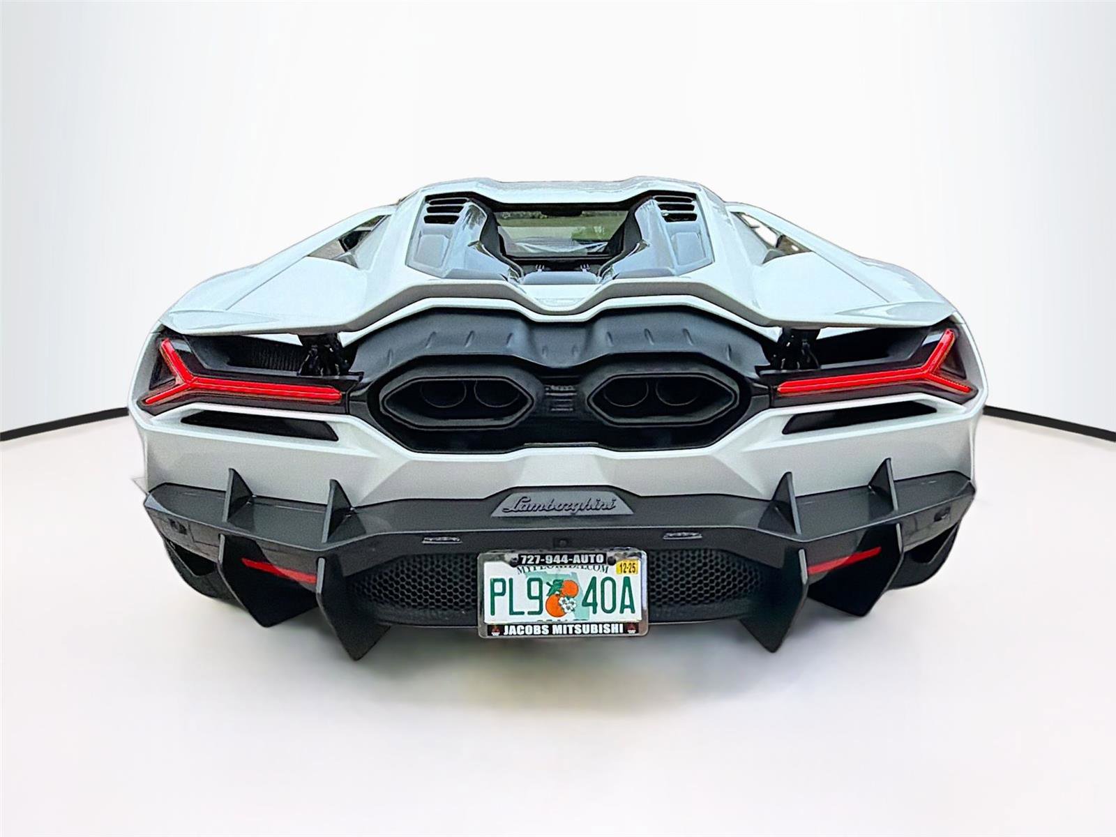 Used 2024 Lamborghini Revuelto AWD/4WD image 40