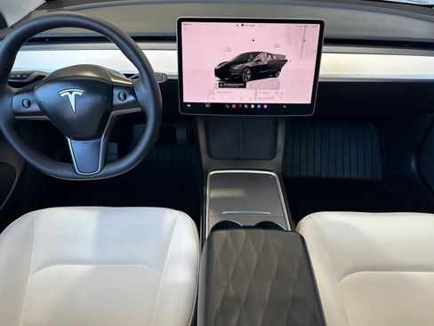 Used 2023 Tesla Model 3 Standard Range RWD image 13
