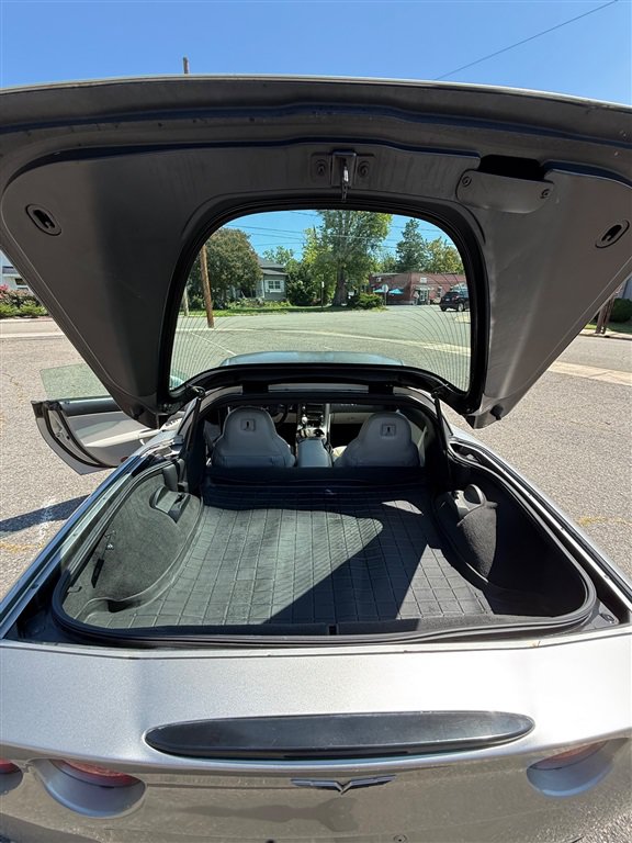 Used 2006 Chevrolet Corvette Coupe w/ Preferred Equipment Group RWD image 18