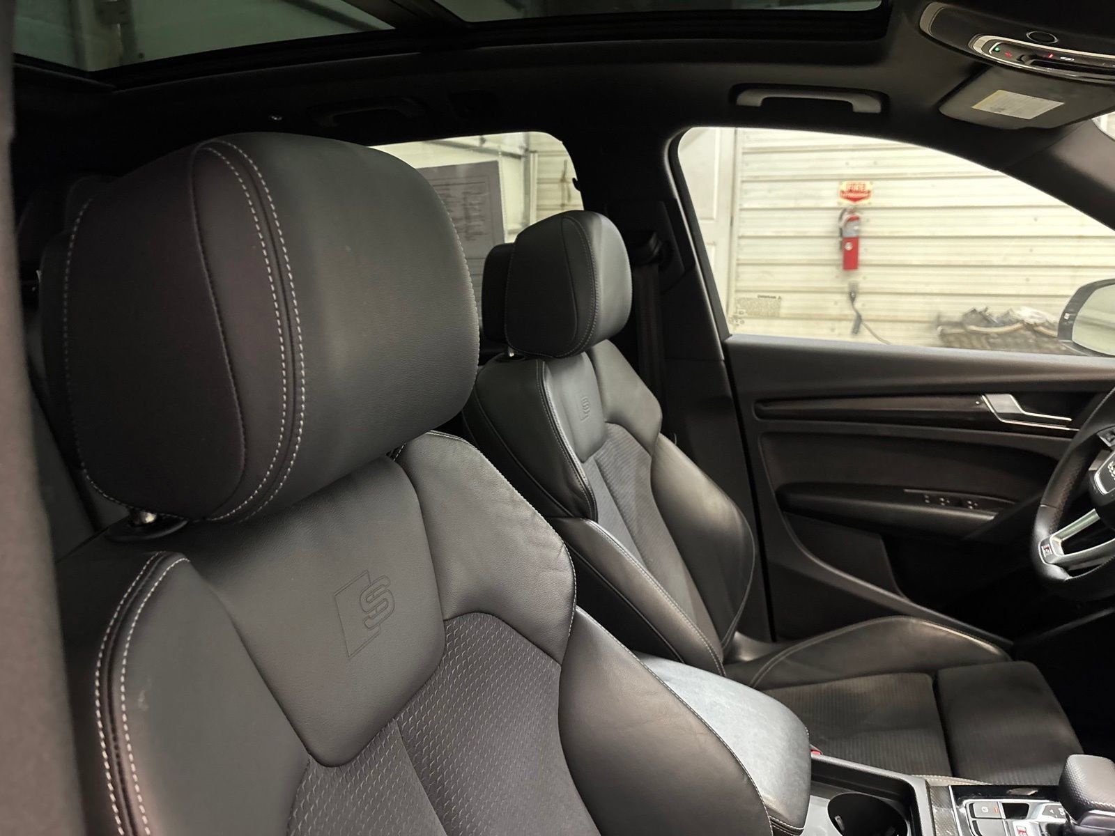 Used 2023 Audi SQ5 Premium w/ Convenience Package AWD/4WD image 27