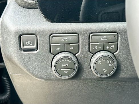 New 2026 Chevrolet Silverado 1500 LT AWD/4WD image 11