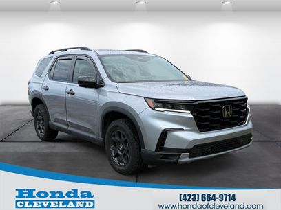 Used 2025 Honda Pilot TrailSport