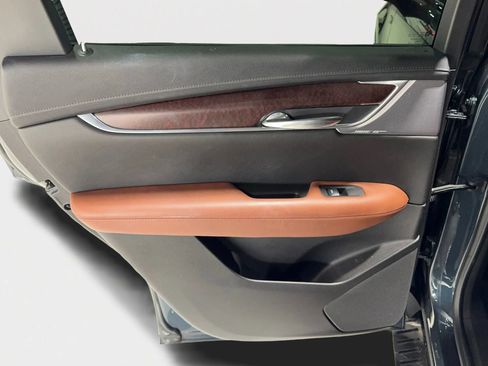 Used 2020 Cadillac XT5 Sportv image 21