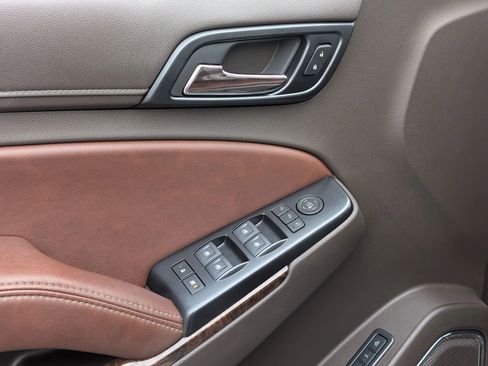 Used 2015 Chevrolet Tahoe LTZ image 19