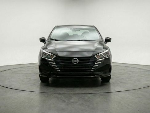 Used 2025 Nissan Versa SV FWD image 2