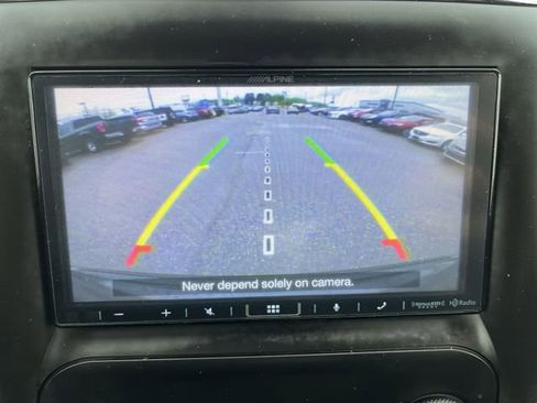 Used 2018 Jeep Grand Cherokee Altitude AWD/4WD image 24