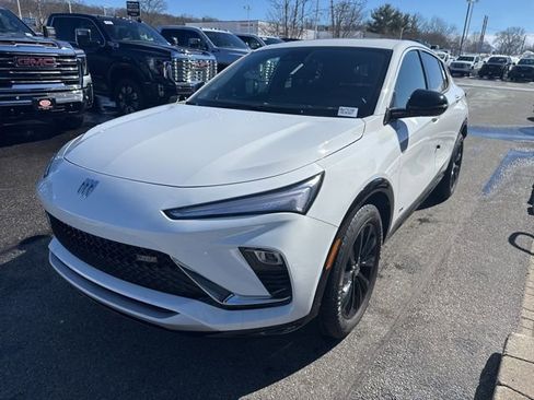 New 2026 Buick Envista Sport Touring image 3