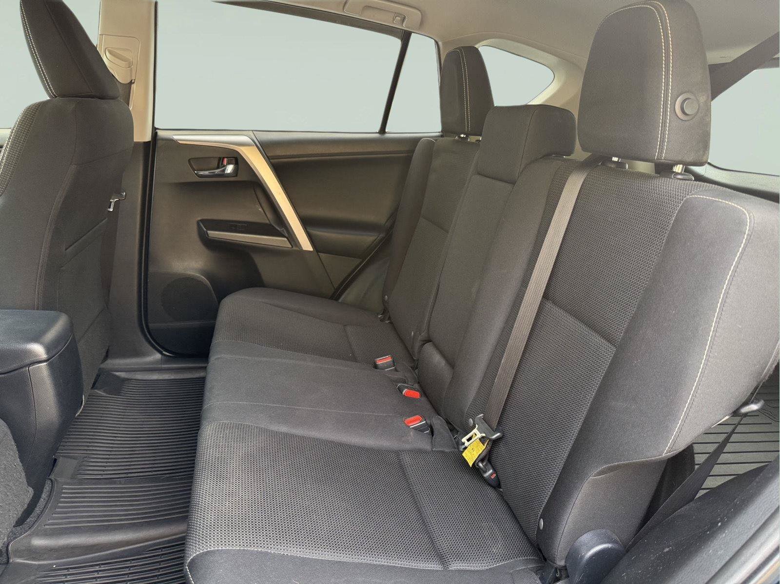 Used 2017 Toyota RAV4 XLE w/ Plus Extra Value Package AWD/4WD image 19