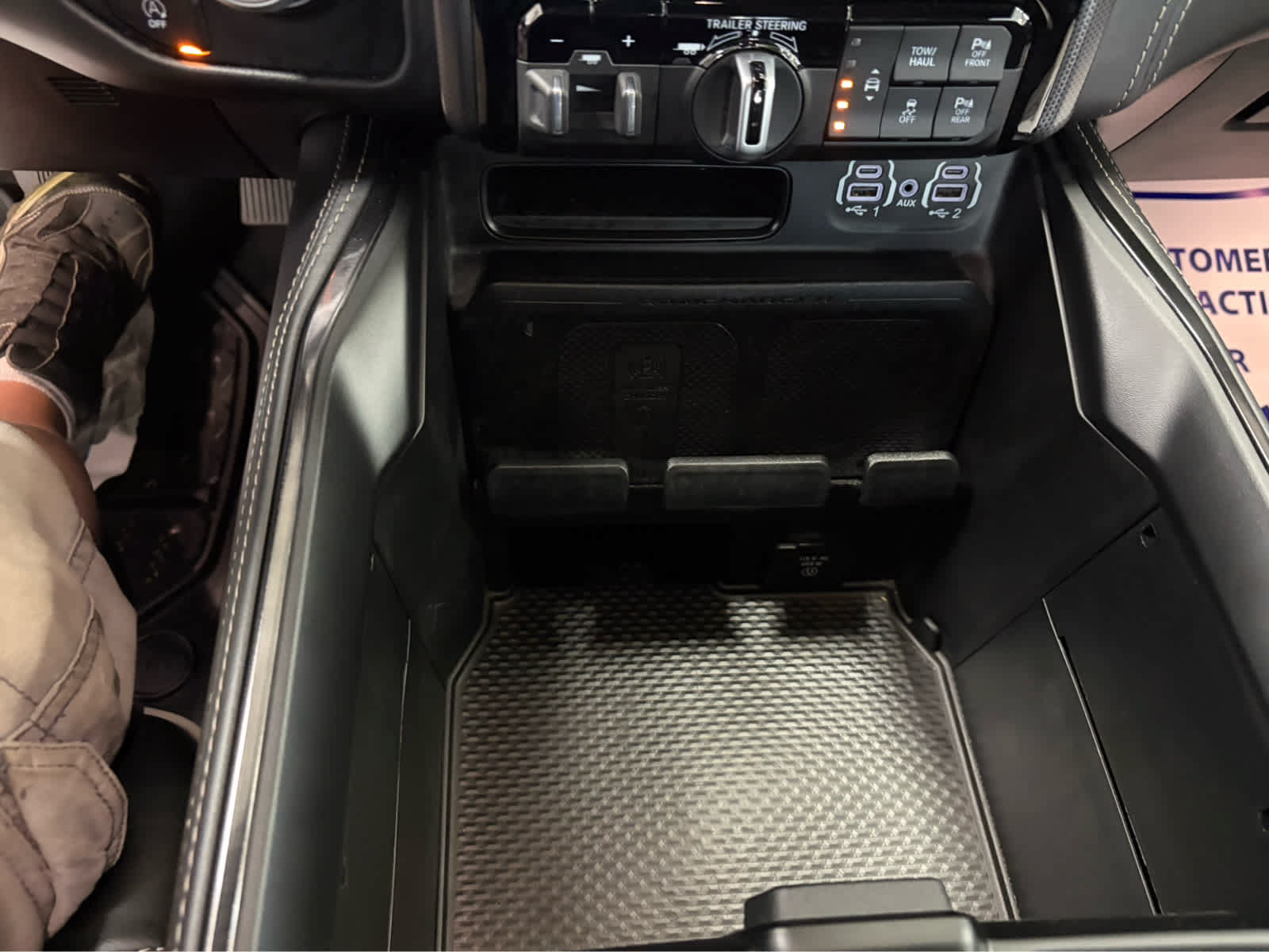 Used 2023 RAM 1500 Limited AWD/4WD image 16