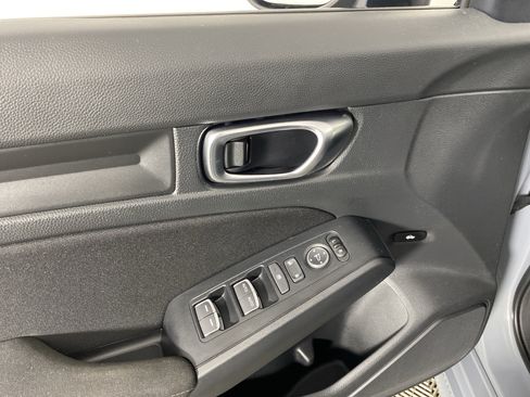Used 2025 Honda Civic Sport image 14