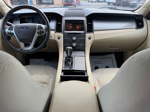 Used 2015 Ford Taurus SEL w/ Equipment Group 201A AWD/4WD image 10