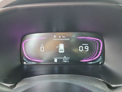 Used 2025 Kia Soul LX w/ LX Technology Package image 24