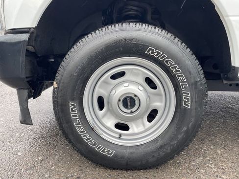 Used 2022 Ford F250 XL w/ Power Equipment Group image 30