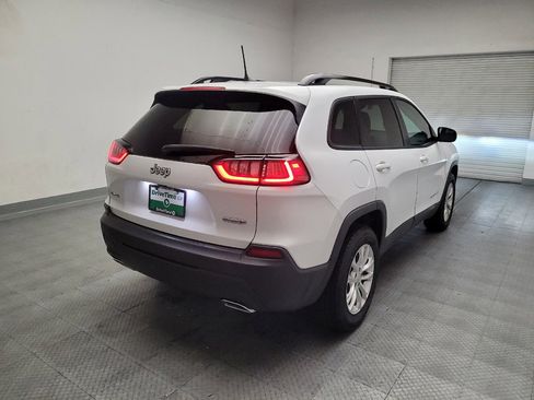 Used 2022 Jeep Cherokee Latitude Lux w/ Sun & Sound Group AWD/4WD image 9