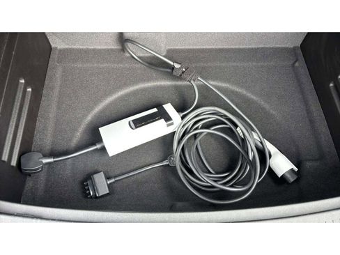 Used 2023 Chevrolet Bolt EUV LT image 18