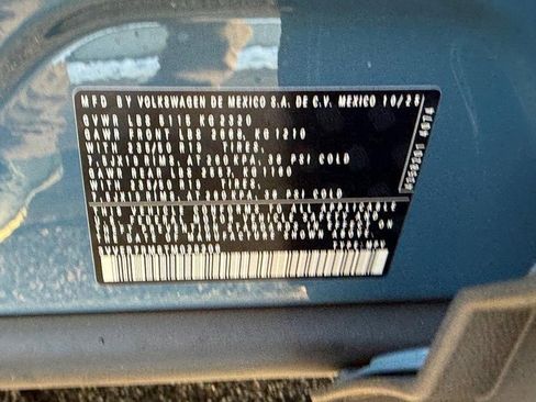 New 2026 Volkswagen Tiguan SE image 16