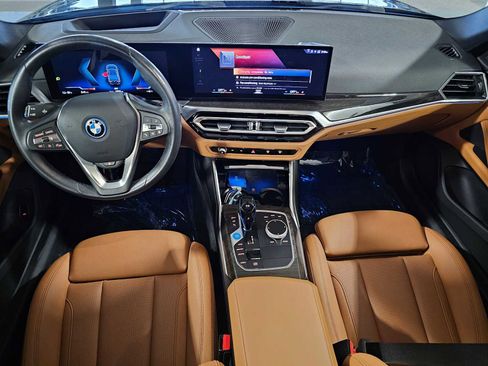 Certified 2023 BMW i4 eDrive35 w/ Premium Package image 10