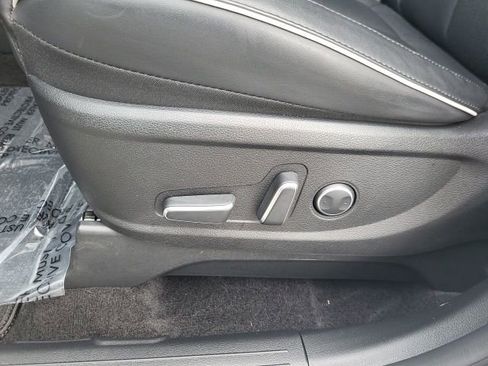 Certified 2025 Hyundai Palisade SEL image 13