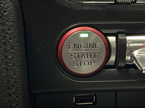 Used 2019 Ford Mustang GT w/ Equipment Group 301A RWD image 29