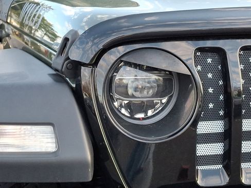 Used 2021 Jeep Wrangler Unlimited Sport image 8