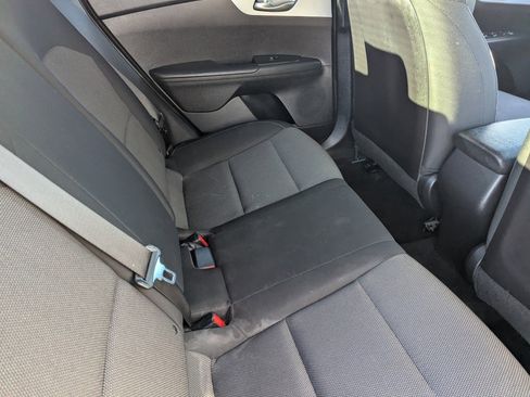 Used 2022 Kia Forte LXS image 15