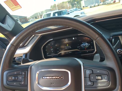 Used 2023 GMC Sierra 1500 Denali w/ Denali Reserve Package image 13