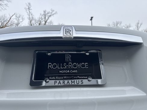 Certified 2022 Rolls-Royce Ghost w/ Ghost Package image 28