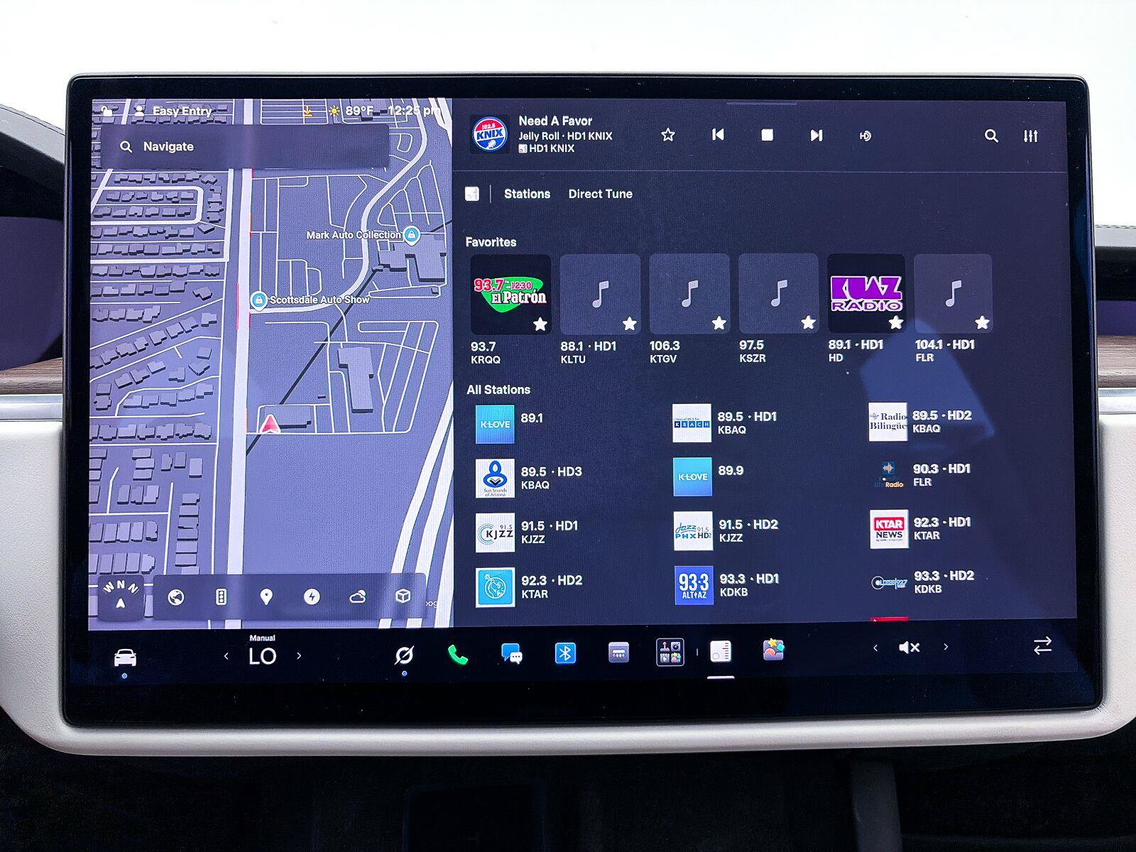 Used 2022 Tesla Model X AWD/4WD image 25